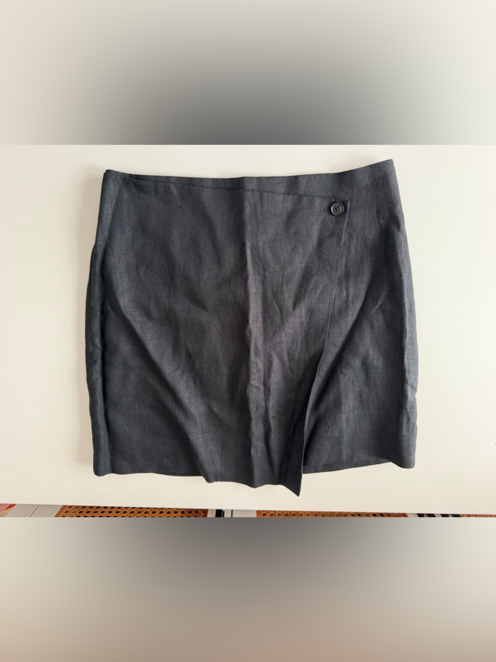 Banana Republic | Lina Linen Mini Skirt | Black Zip-Back Skirt | NWOT